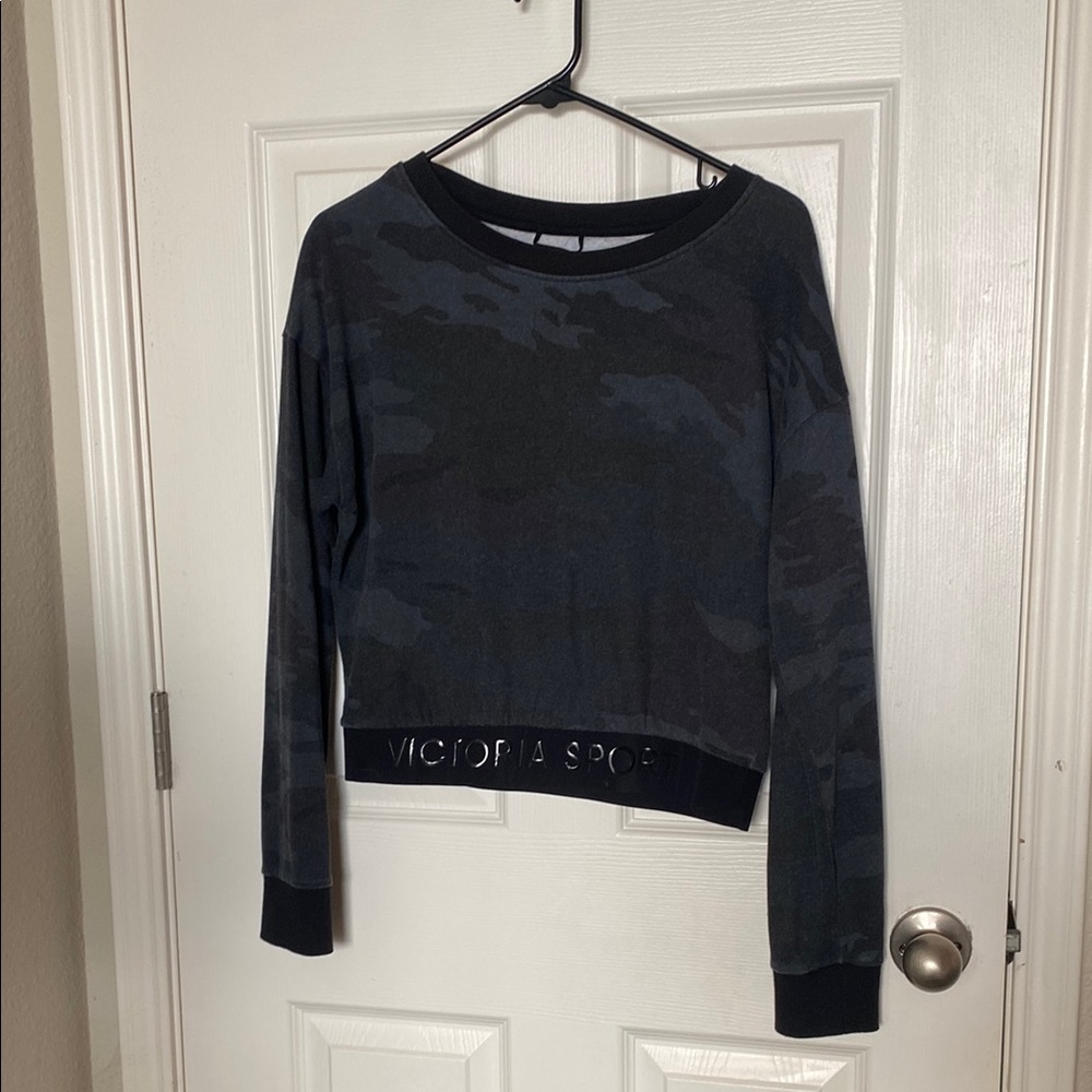 Victoria's Secret Sport Cropped Camouflage Sweatshirt